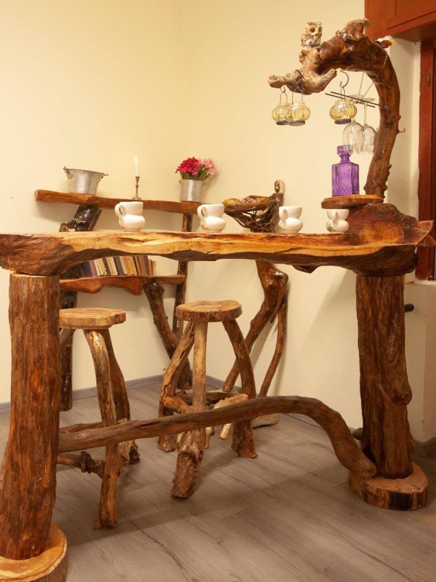 Tavolo con sedie “Civetta”<br>Tisch mit Stühlen „Civetta“